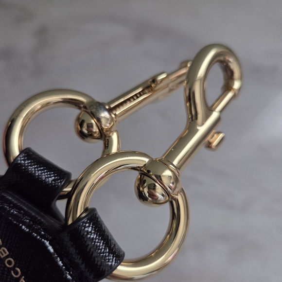 Marc Jacobs Black and Gold Strap - Picture 6 of 6